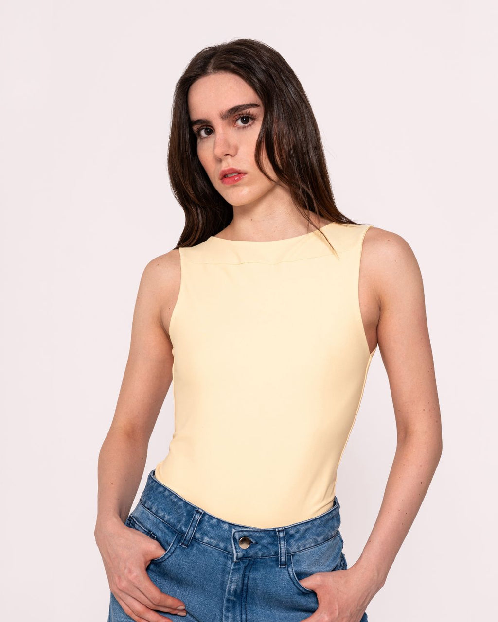 Amarillo Claro